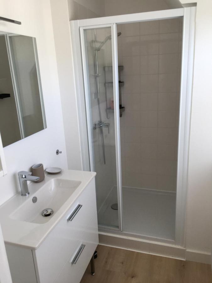 אמבלטוסה Nouveau! Superbe Appartement Avec Terrasse Vue Mer מראה חיצוני תמונה